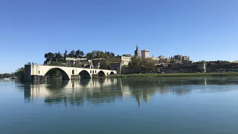Bord de l’eau à Avignon