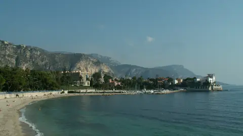 Bord de mer à Beaulieu-sur-Mer