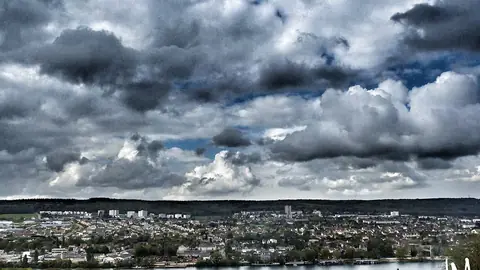 Bord de l’eau à Vernon, près de Médan